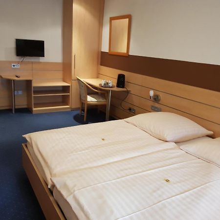 Hotel Habana Aalen Eksteriør bilde