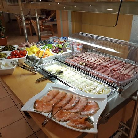 Hotel Habana Aalen Eksteriør bilde