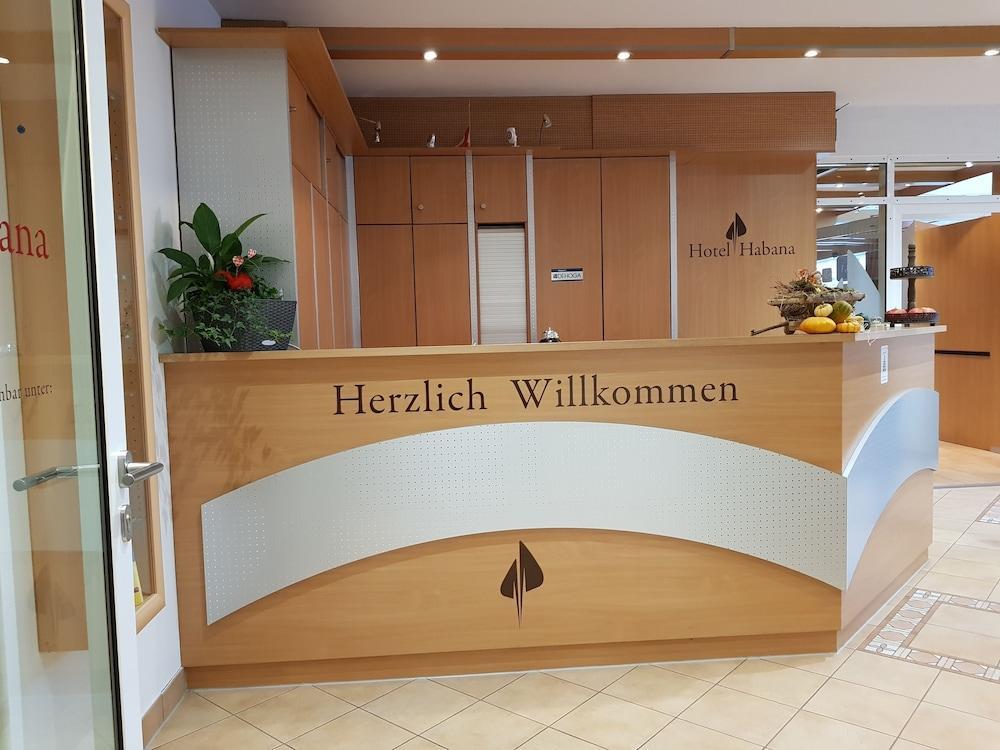 Hotel Habana Aalen Eksteriør bilde