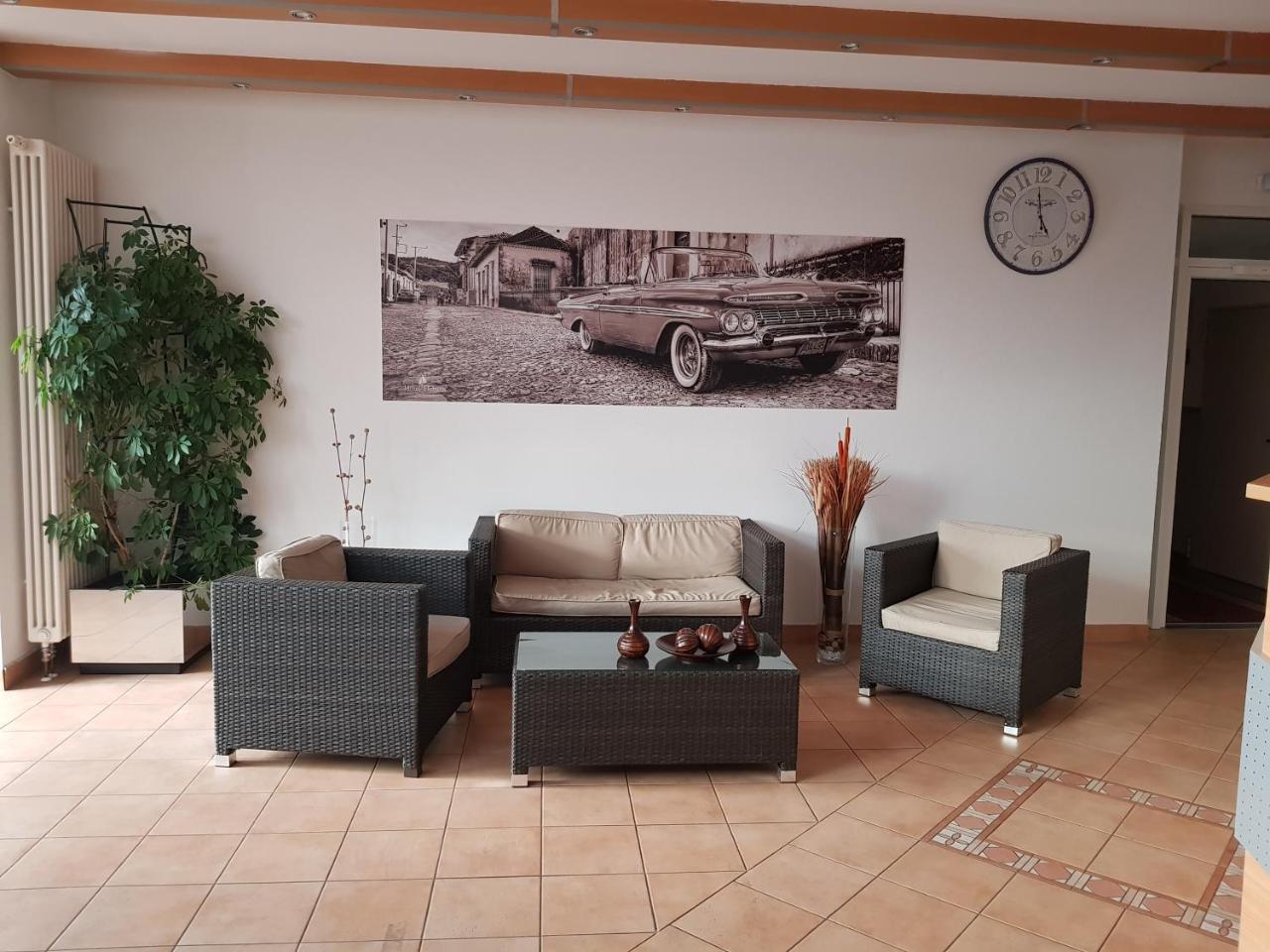 Hotel Habana Aalen Eksteriør bilde