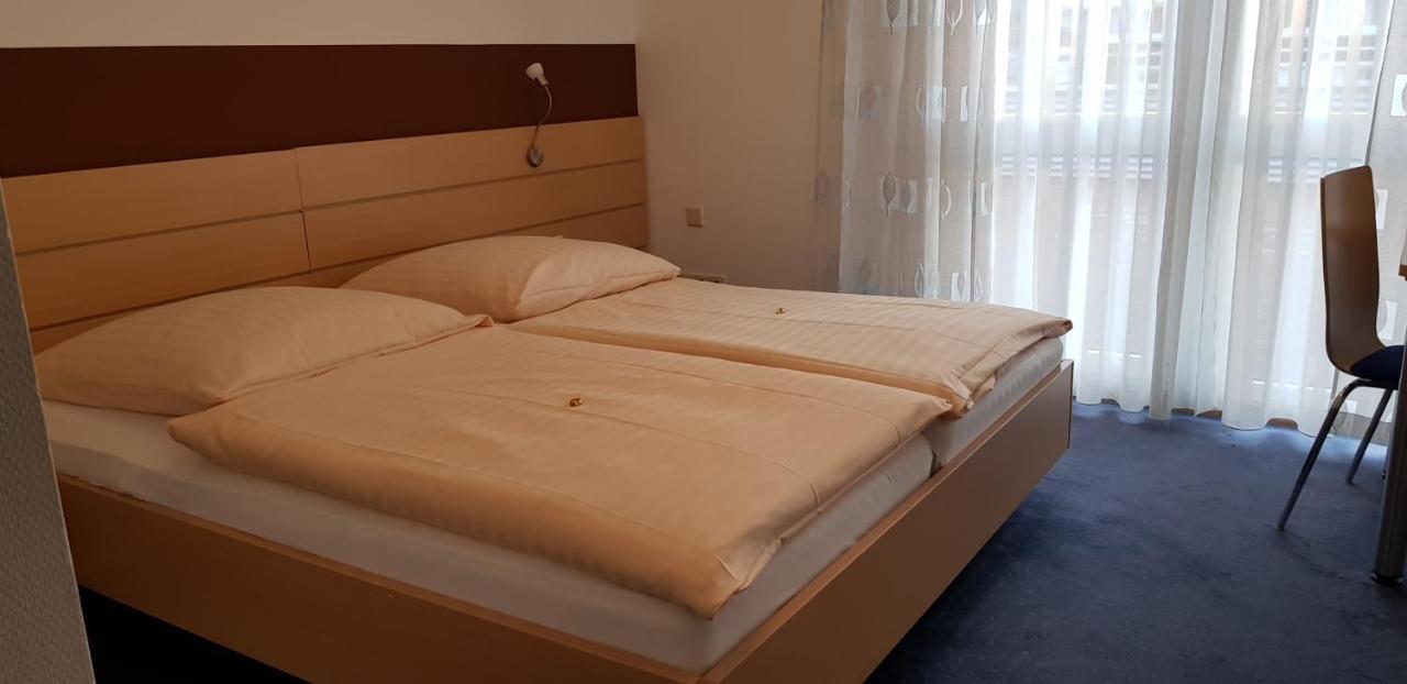 Hotel Habana Aalen Eksteriør bilde
