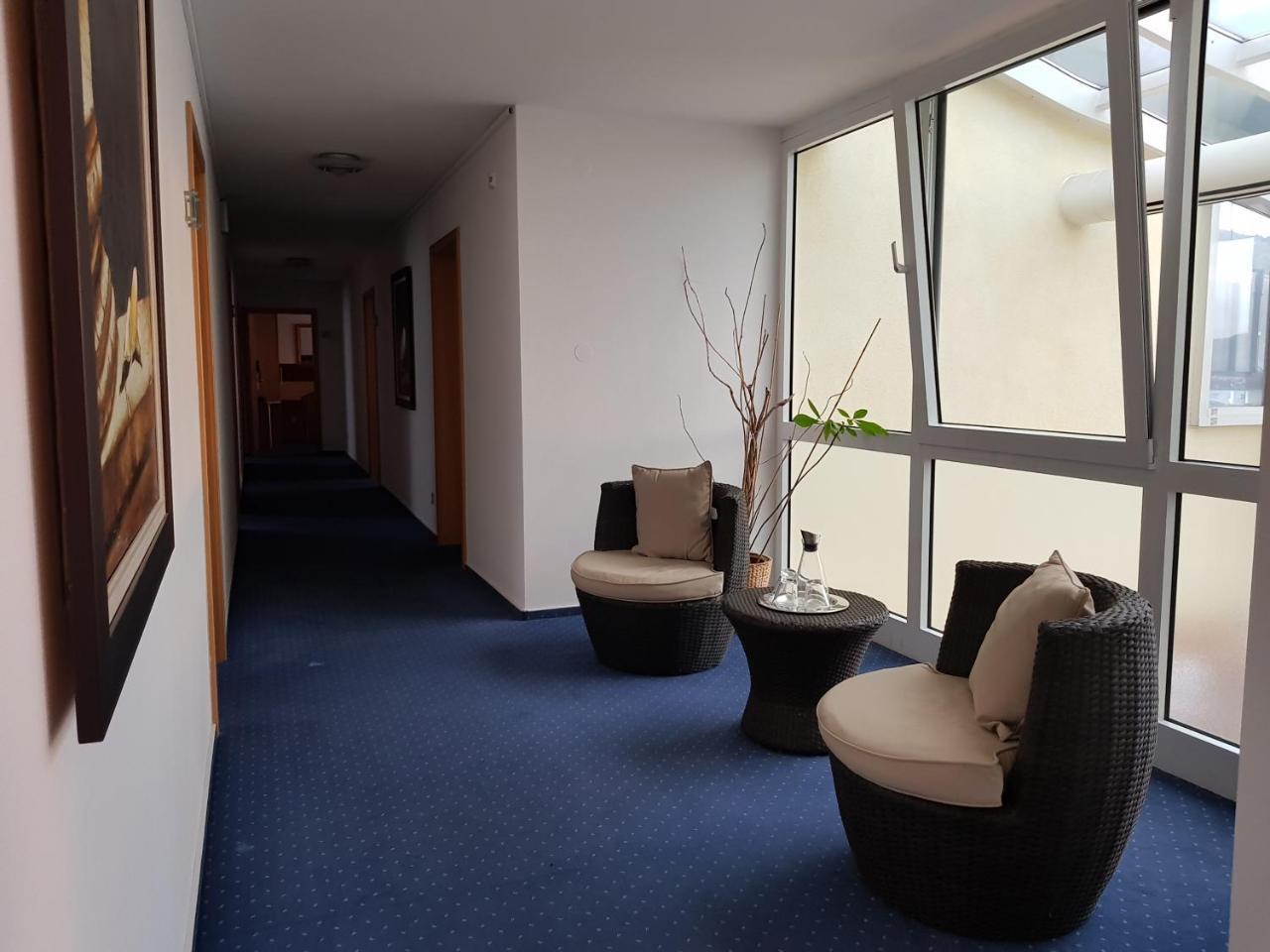 Hotel Habana Aalen Eksteriør bilde