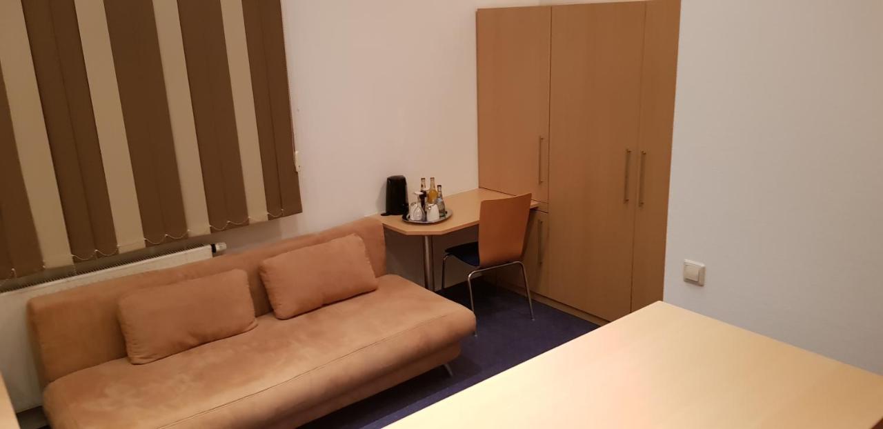Hotel Habana Aalen Eksteriør bilde