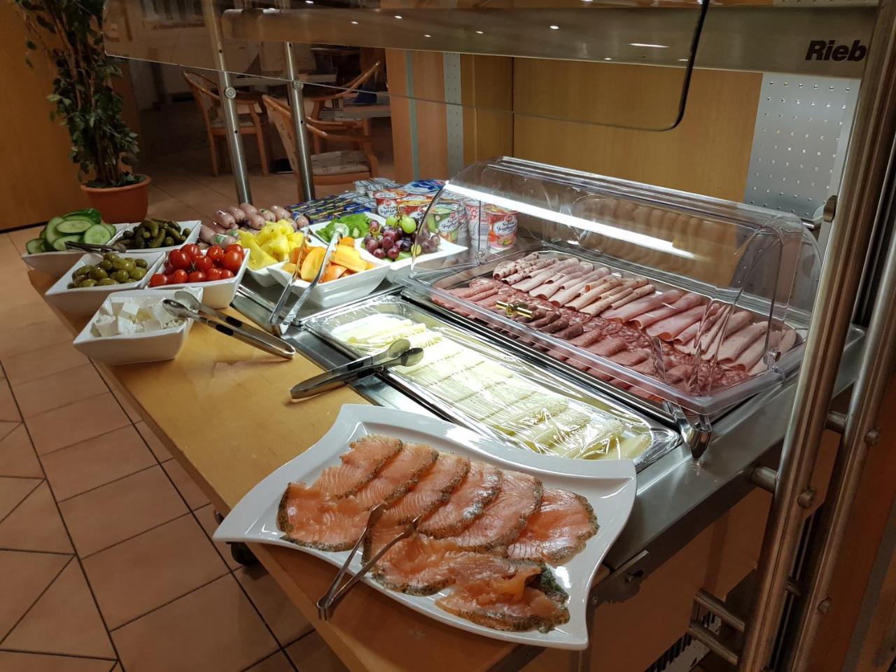 Hotel Habana Aalen Eksteriør bilde